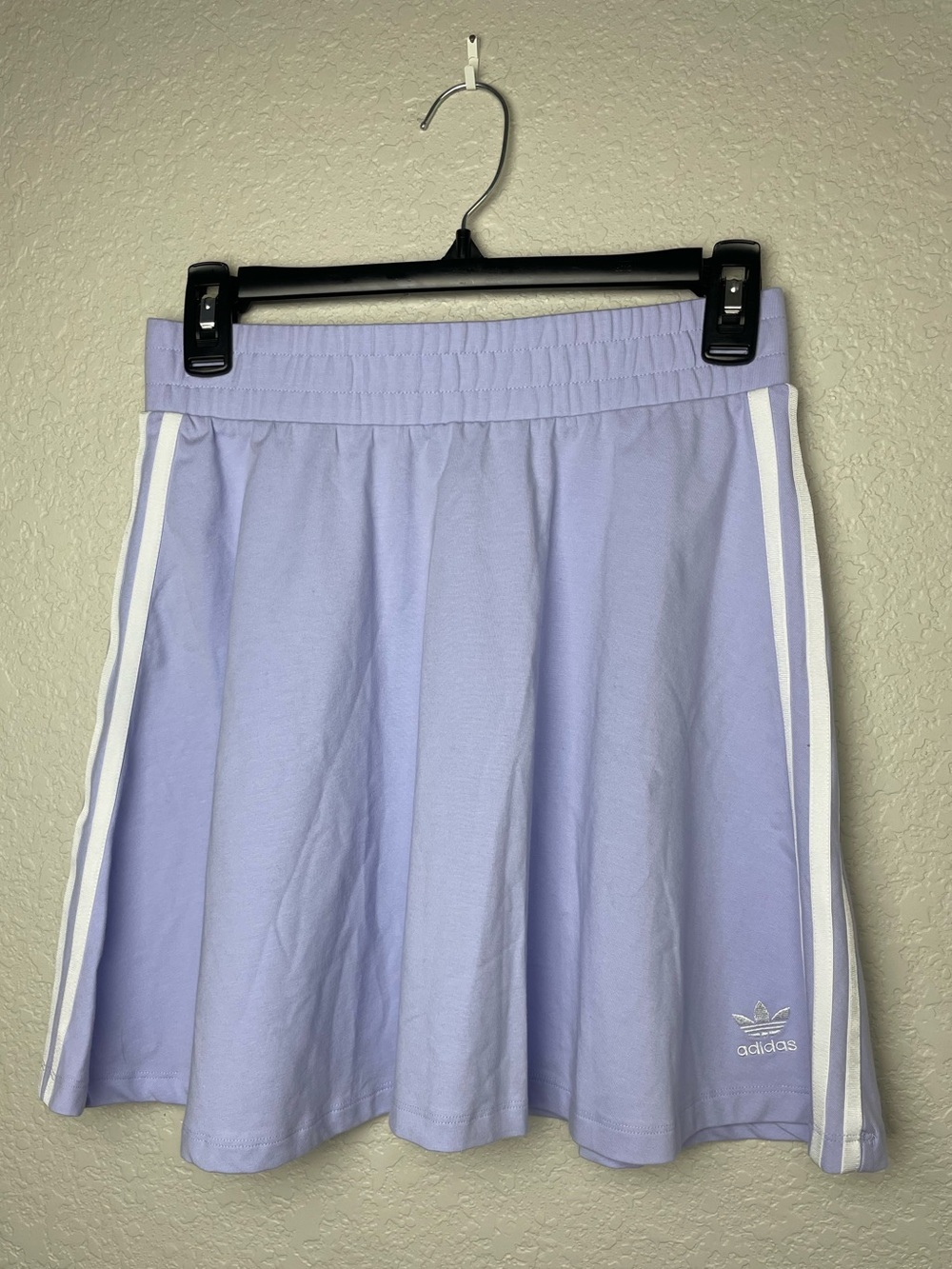 adidas Women’s Lavender Tennis Skirt with Side Stripes Size S